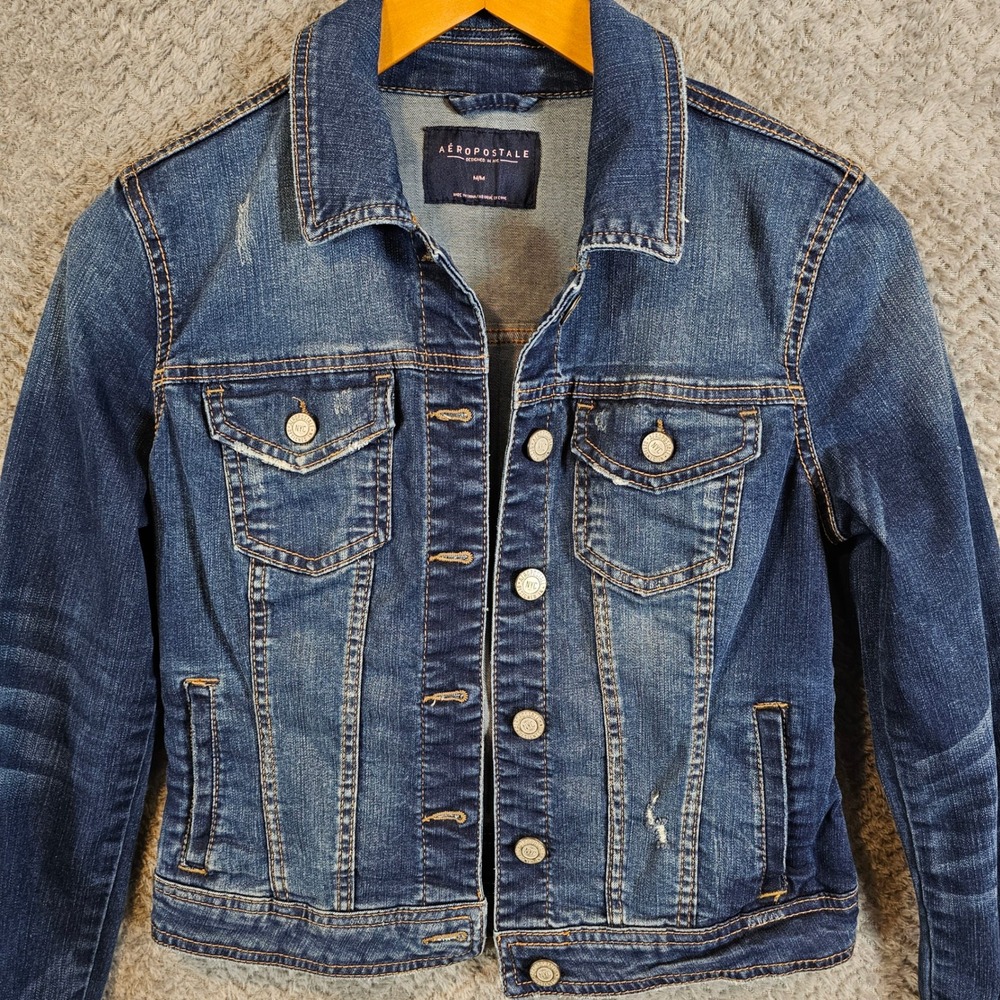 Aeropostale Womens Medium Wash Distressed Denim Trucker Jacket Blue Size M - Picture 2 of 7